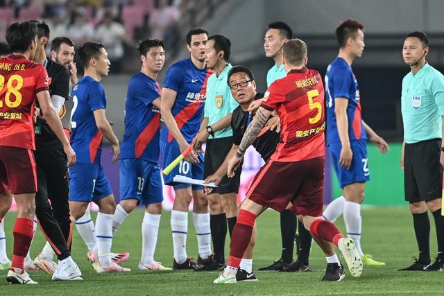 安东尼赛季低迷 身价缩水5000万欧元